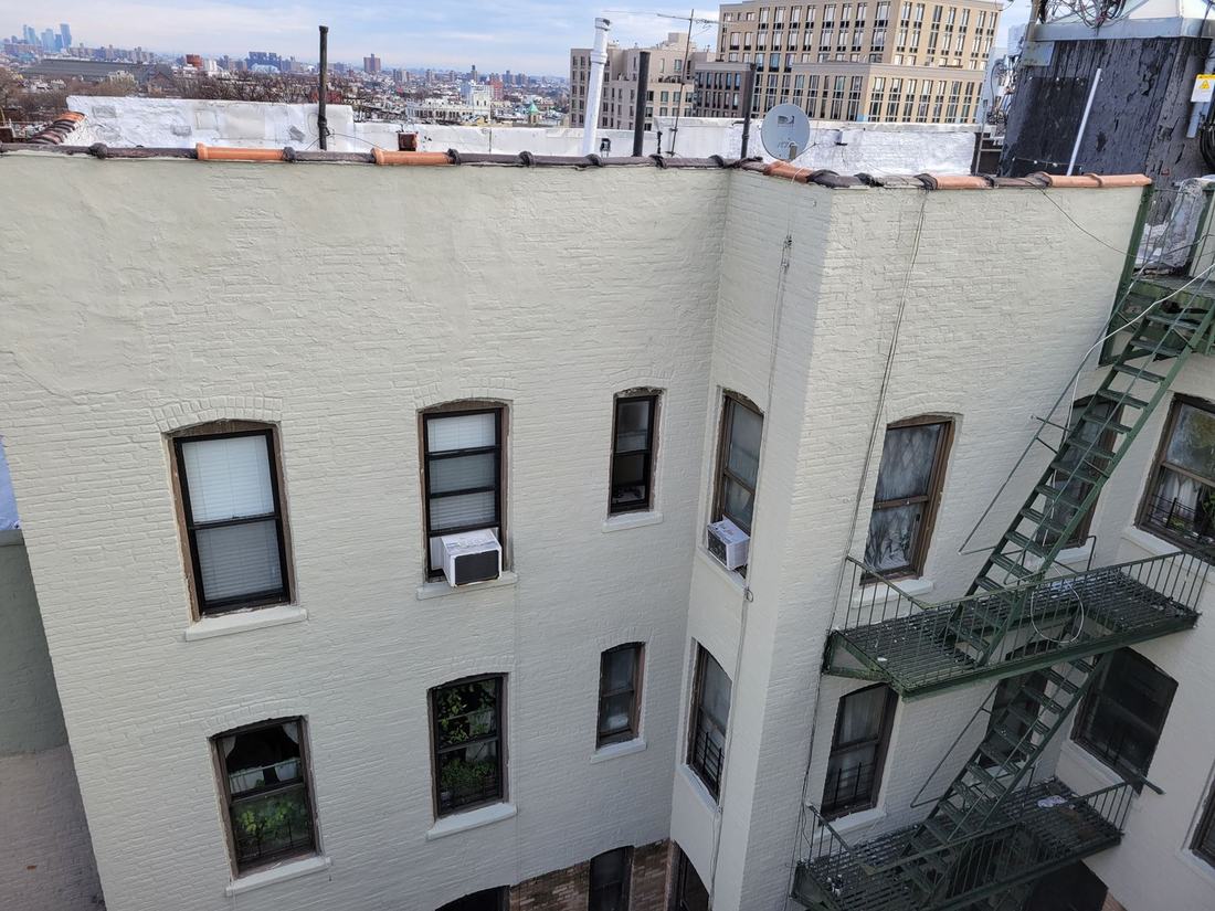 Thoroseal waterproofing application on parapet wall